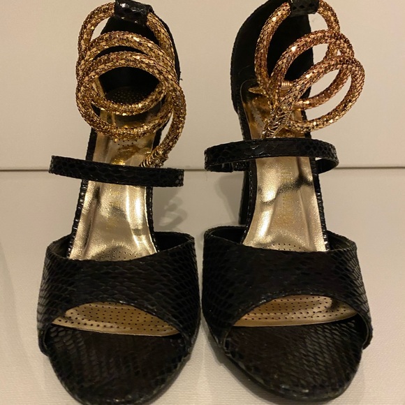 Azalea Wang Valorie Heels / Gold Snake - Picture 2 of 11
